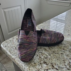 Colorful Bobs by Skechers